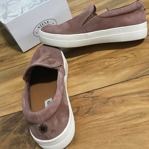 Steve Madden sneakers size 8.5
